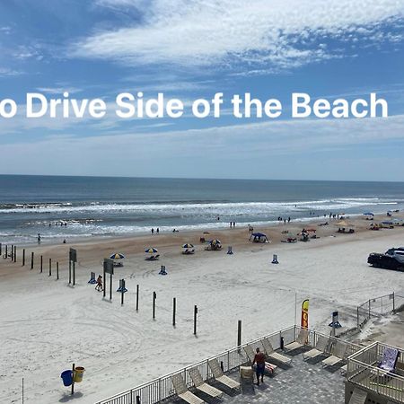 Ocean Breeze - Direct Ocean Front-Pool Is Open Lägenhet Daytona Beach Exteriör bild