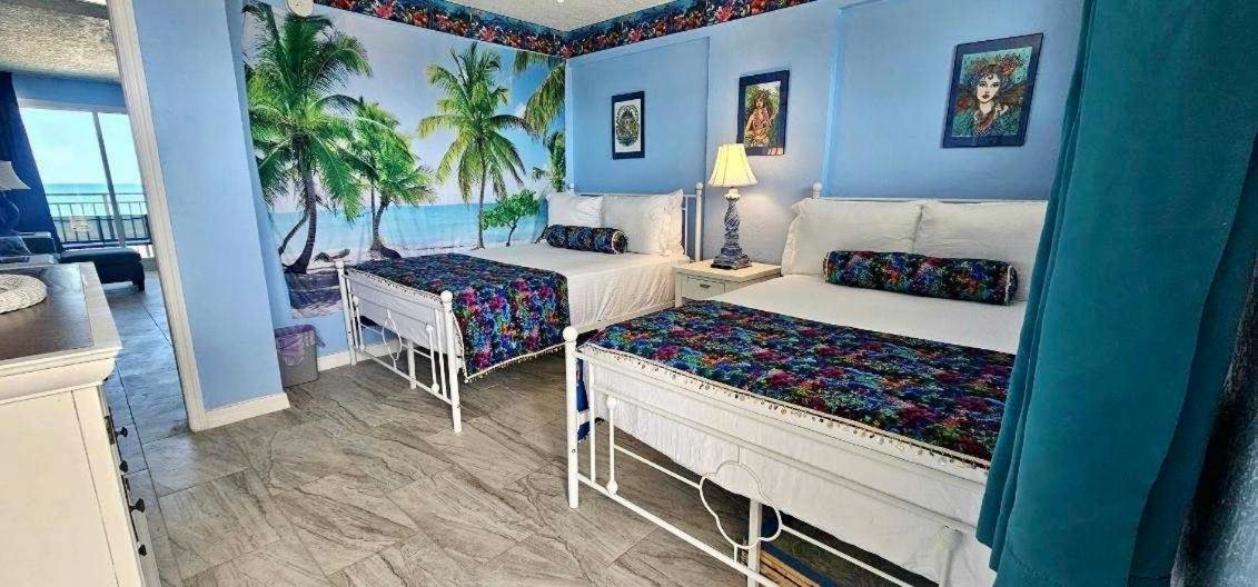 Ocean Breeze - Direct Ocean Front-Pool Is Open Lägenhet Daytona Beach Exteriör bild