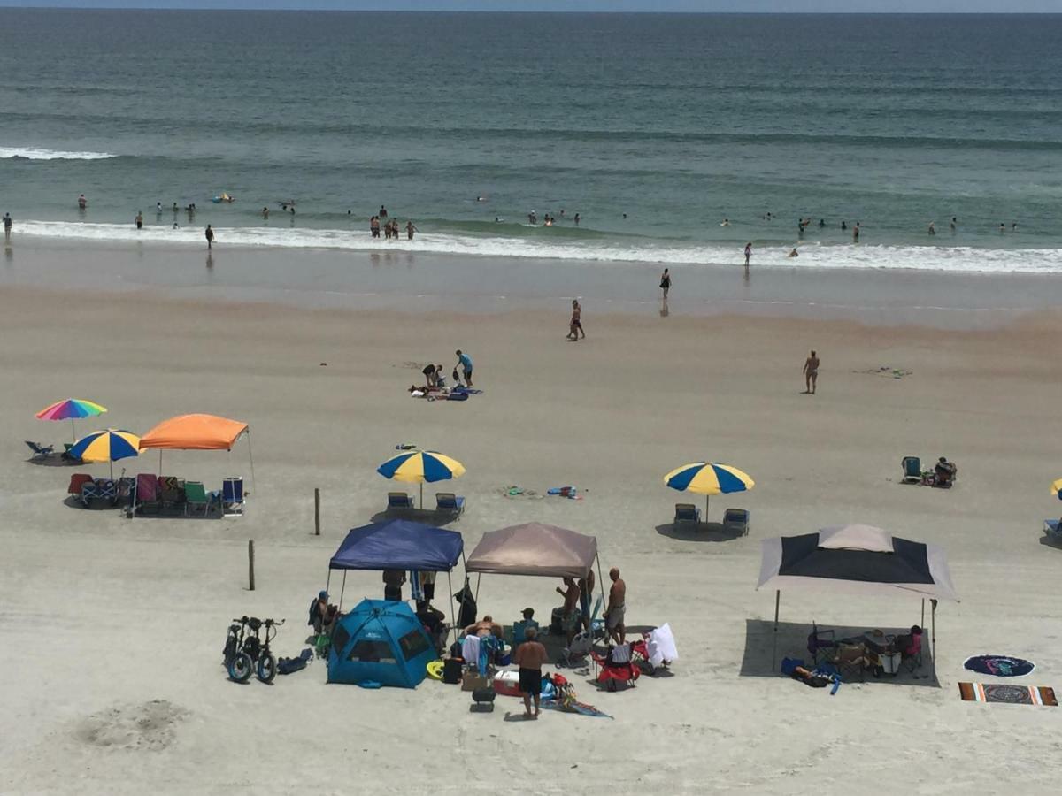 Ocean Breeze - Direct Ocean Front-Pool Is Open Lägenhet Daytona Beach Exteriör bild