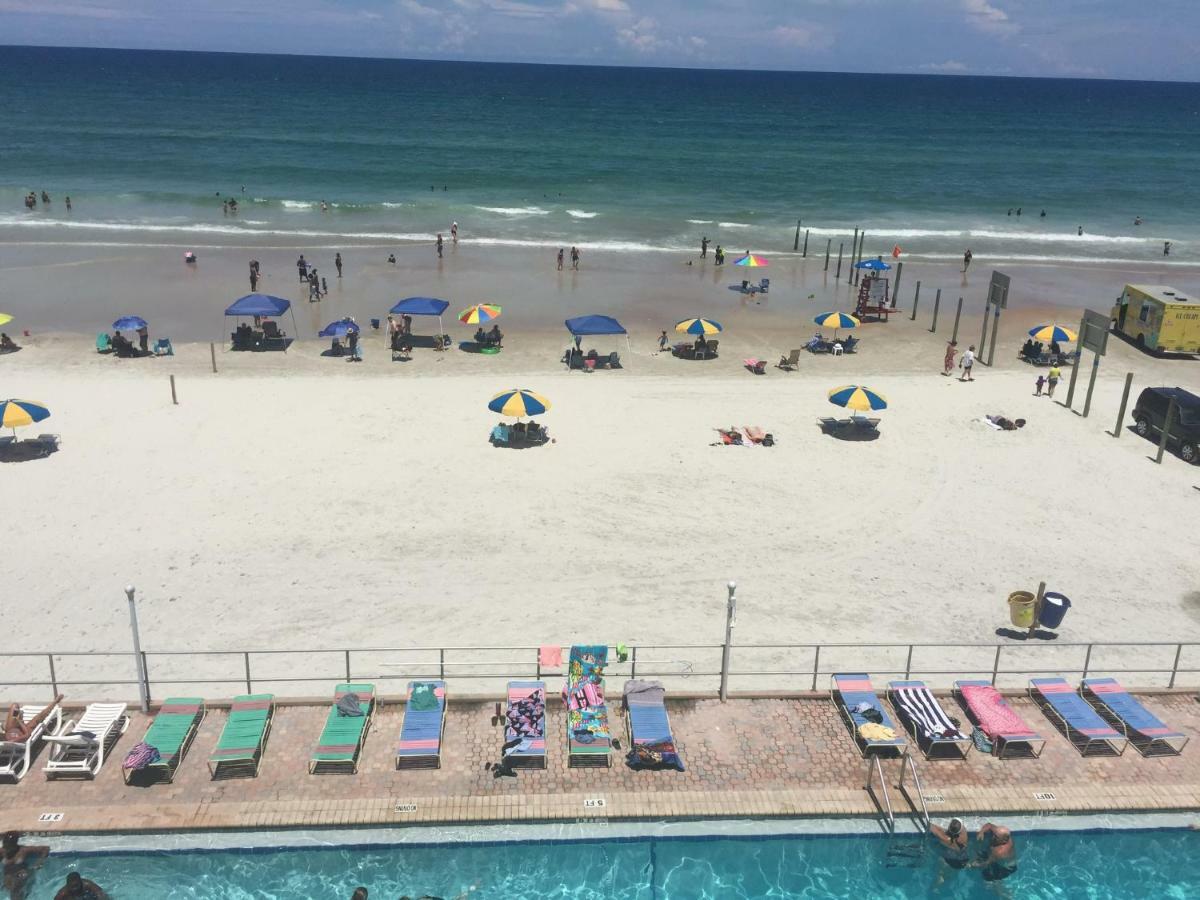 Ocean Breeze - Direct Ocean Front-Pool Is Open Lägenhet Daytona Beach Exteriör bild